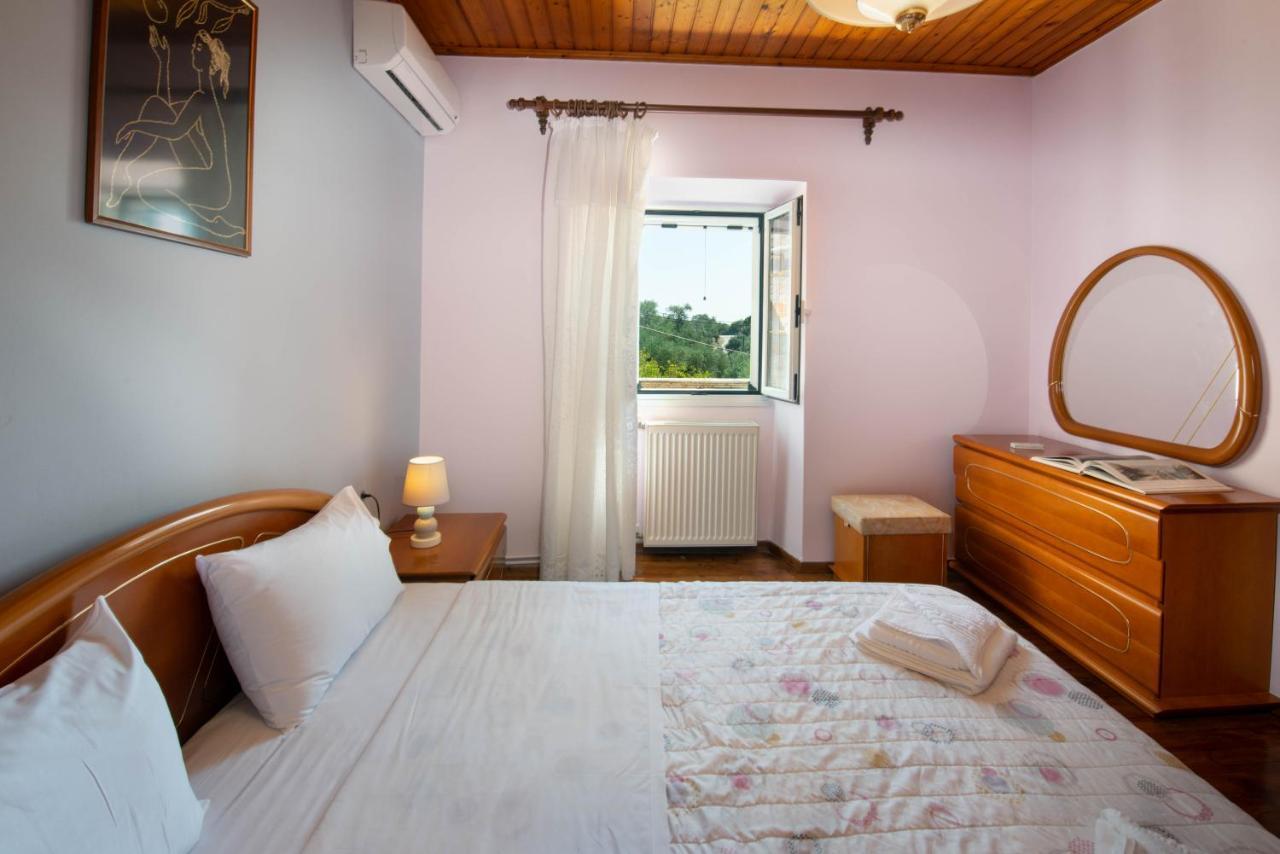 Villa Sterna House Paxos à Vlachopoulátika Extérieur photo